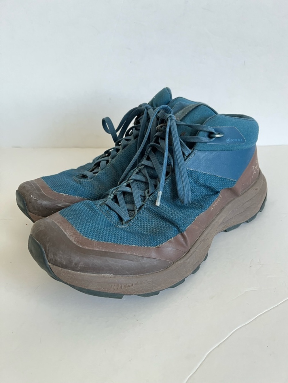 Arc'teryx Blue Aerios Mid GTX Gore-Tex Hiking Shoes sneakers Size men8 /women9